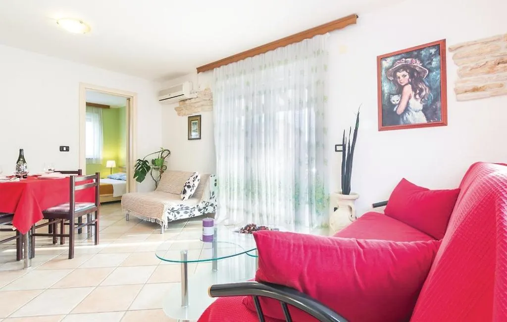 Apartment Fratrici 14384B Umag