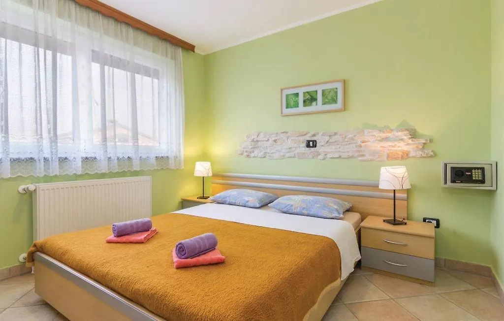 Apartment Fratrici 14384B Umag